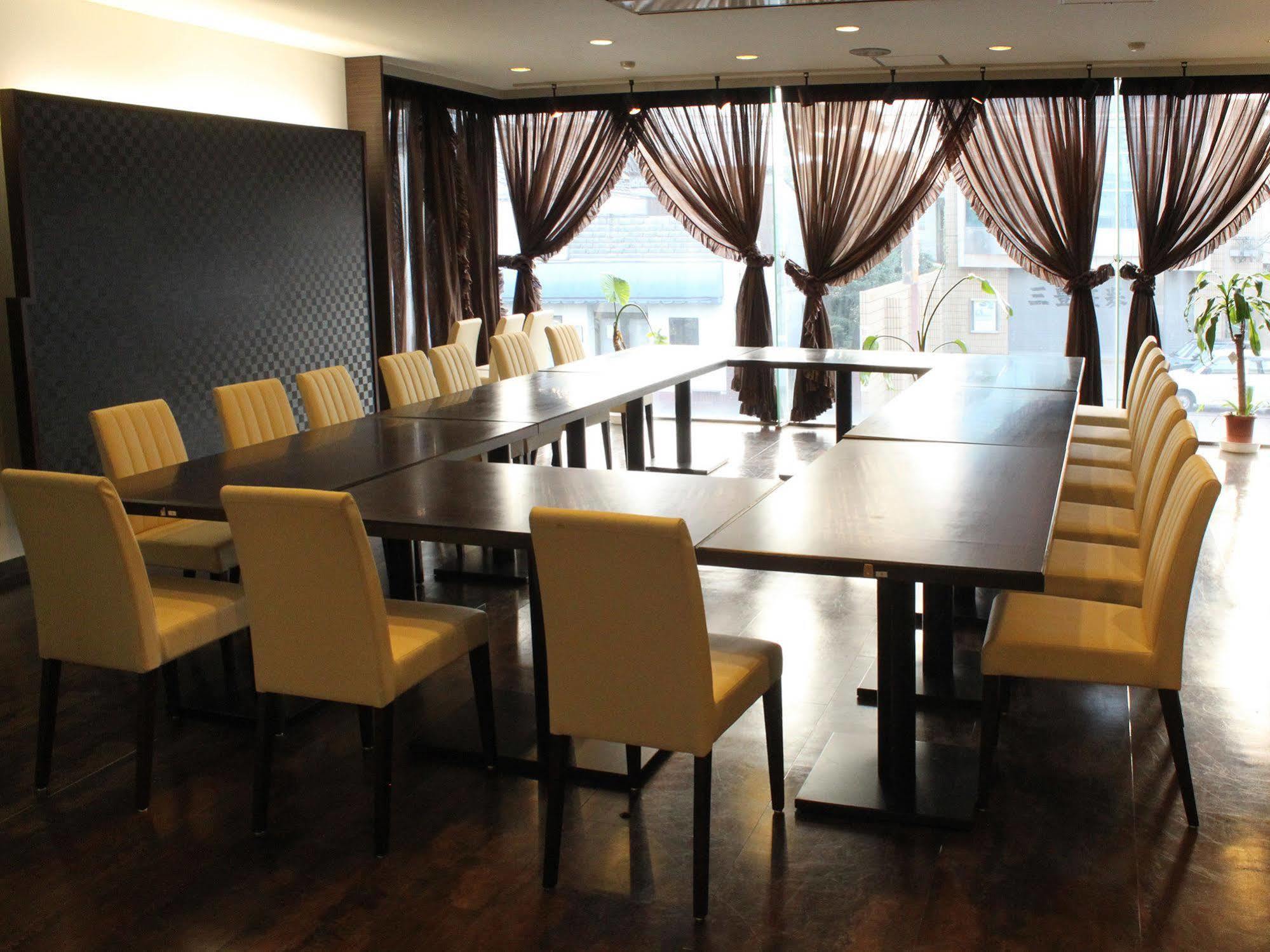 Hotel Livemax Budget Iyo Mishima Shikokuchuo Экстерьер фото